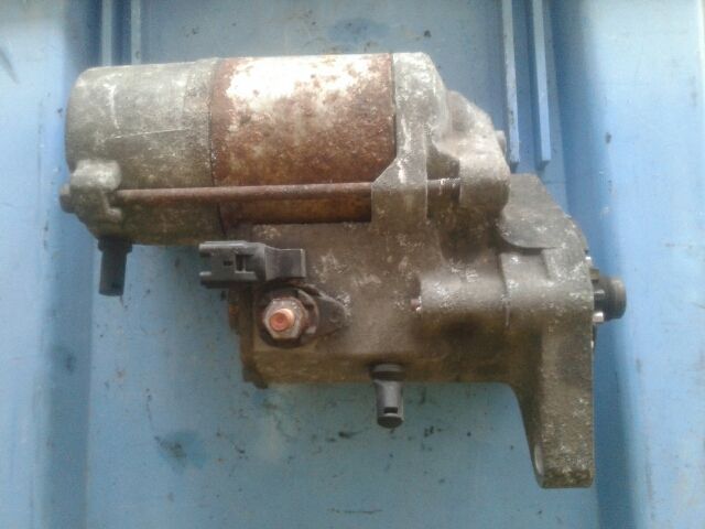 bontott TOYOTA COROLLA Önindító