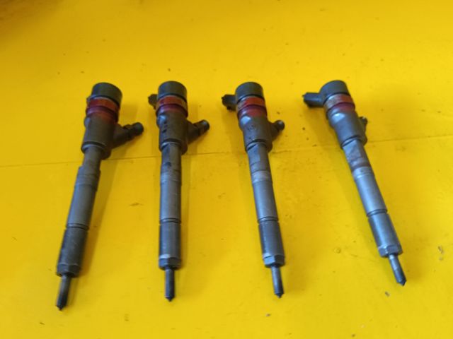 bontott TOYOTA COROLLA Porlasztó (1 db)