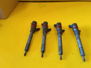 bontott TOYOTA COROLLA Porlasztó (1 db)