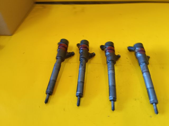 bontott TOYOTA COROLLA Porlasztó (1 db)