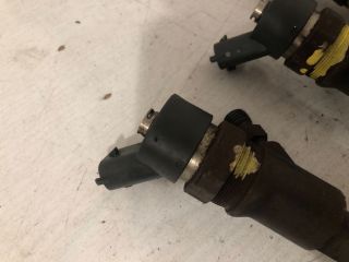 bontott TOYOTA COROLLA Porlasztó Sor / Híd