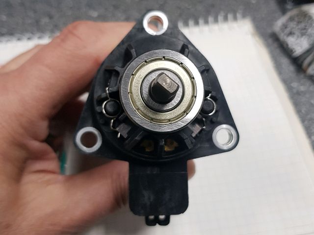 bontott TOYOTA COROLLA Robotváltó Léptetőmotor (Elektromos)