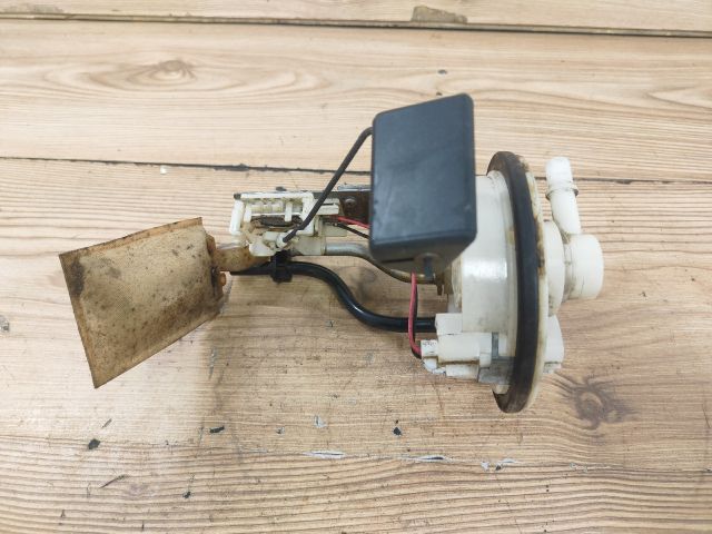 bontott TOYOTA COROLLA Üzemanyag Szivattyú