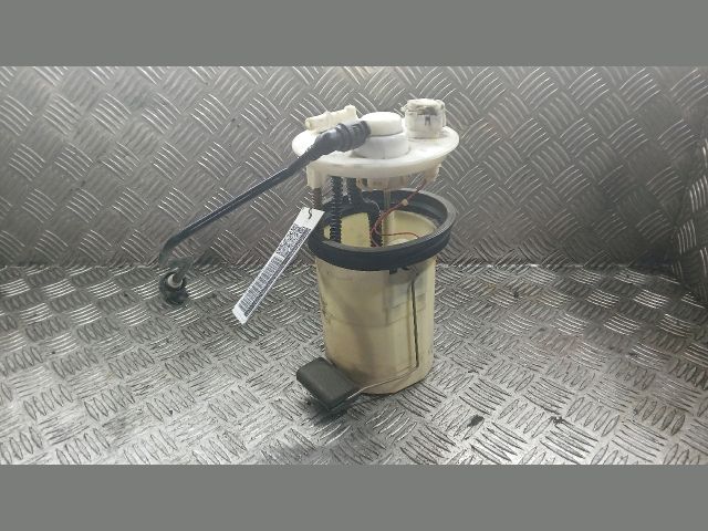 bontott TOYOTA COROLLA Üzemanyag Szivattyú