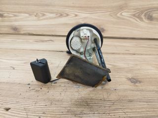 bontott TOYOTA COROLLA Üzemanyag Szivattyú