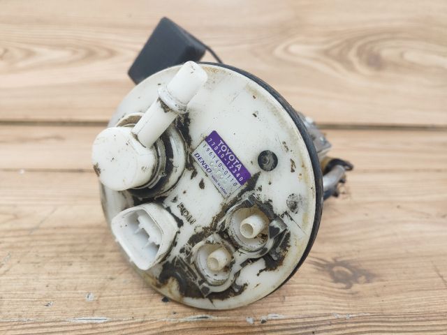 bontott TOYOTA COROLLA Üzemanyag Szivattyú