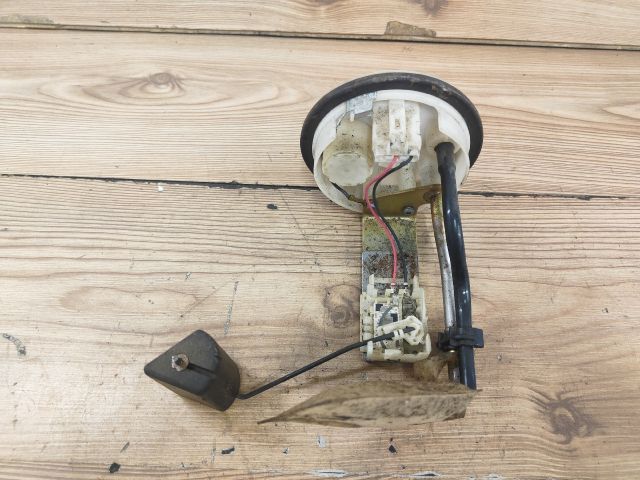 bontott TOYOTA COROLLA Üzemanyag Szivattyú