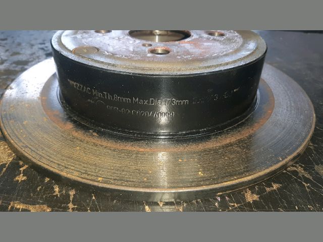 bontott TOYOTA COROLLA Hátsó Féktárcsa