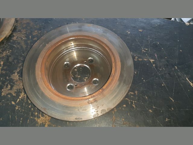 bontott TOYOTA COROLLA Hátsó Féktárcsa