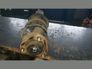 bontott TOYOTA COROLLA Jobb első Gólyaláb (Lengécsillapító, Rugó)