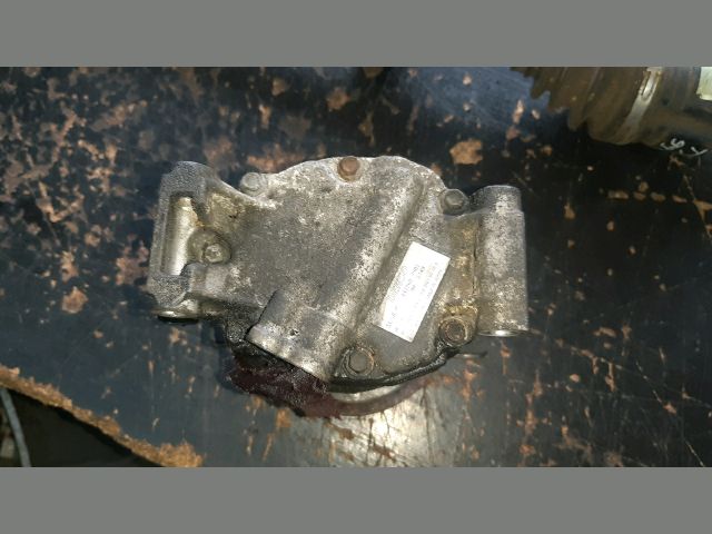 bontott TOYOTA COROLLA Klímakompresszor