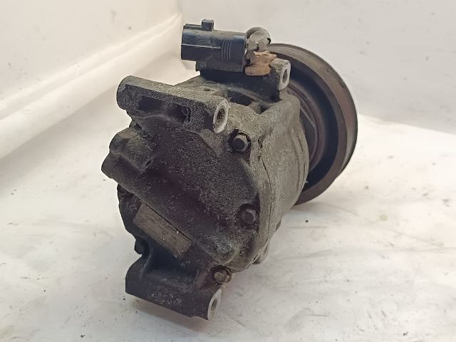 bontott TOYOTA COROLLA Klímakompresszor