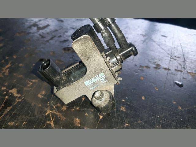 bontott TOYOTA COROLLA Lefújószelep