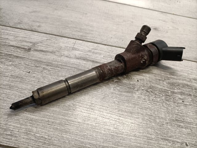 bontott TOYOTA COROLLA Porlasztó (1 db)