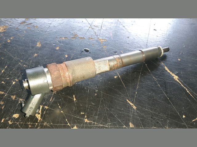 bontott TOYOTA COROLLA Porlasztó (1 db)