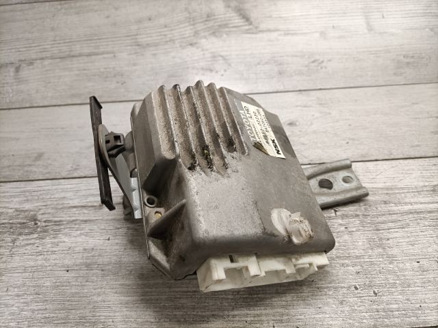 bontott TOYOTA COROLLA Szervó Szivattyú Elektronika