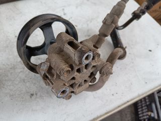 bontott TOYOTA COROLLA Kormányszervó Motor (Hidraulikus)