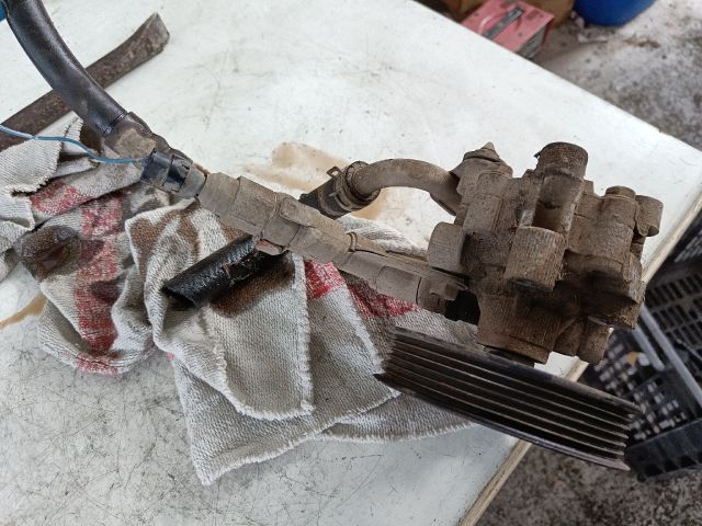 bontott TOYOTA COROLLA Kormányszervó Motor (Hidraulikus)