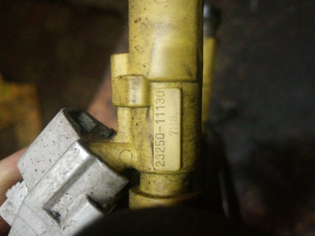 bontott TOYOTA COROLLA Porlasztó (1 db)