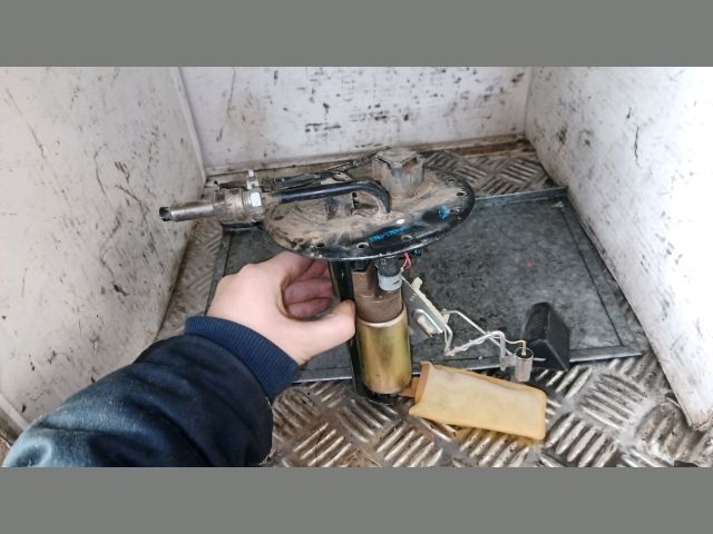 bontott TOYOTA COROLLA Üzemanyag Szivattyú