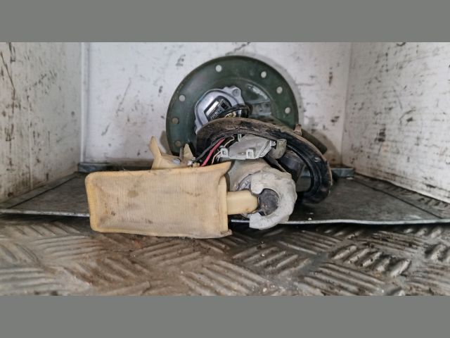 bontott TOYOTA COROLLA Üzemanyag Szivattyú