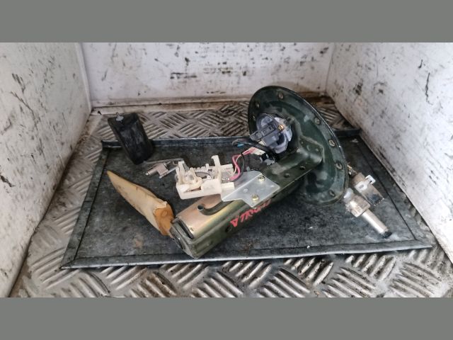 bontott TOYOTA COROLLA Üzemanyag Szivattyú