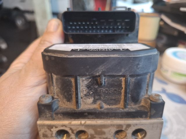 bontott TOYOTA COROLLA ABS Kocka