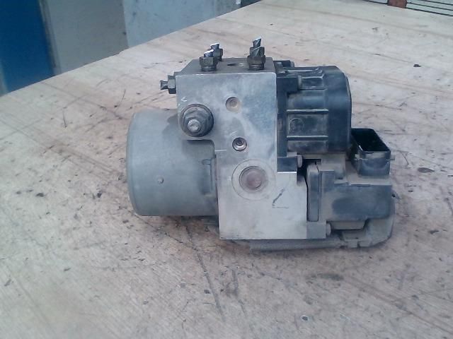 bontott TOYOTA COROLLA ABS Kocka