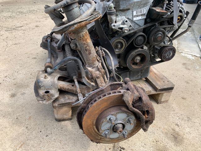 bontott TOYOTA COROLLA Bal első Csonkállvány Kerékaggyal