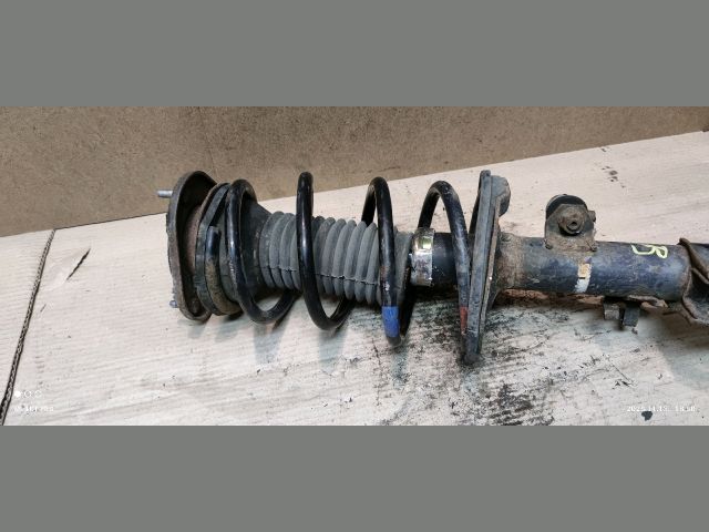 bontott TOYOTA COROLLA Bal első Gólyaláb (Lengécsillapító, Rugó)