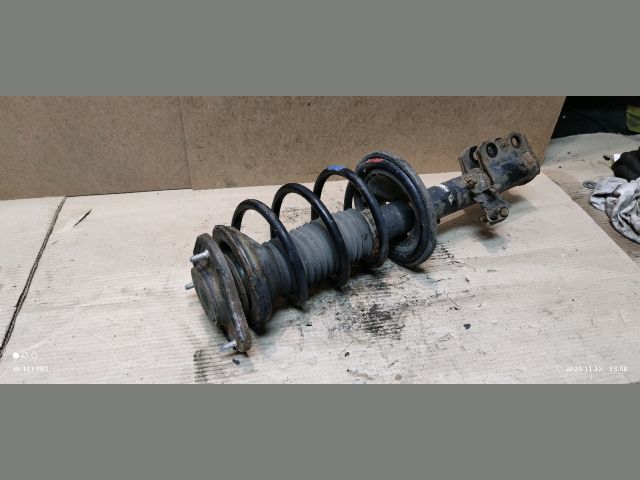 bontott TOYOTA COROLLA Bal első Gólyaláb (Lengécsillapító, Rugó)