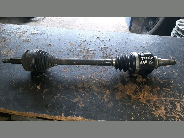 bontott TOYOTA COROLLA Bal Féltengely