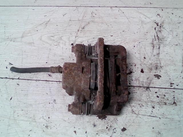 bontott TOYOTA COROLLA Bal hátsó Féknyereg Munkahengerrel