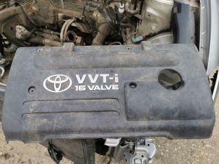 bontott TOYOTA COROLLA Felső Motorburkolat