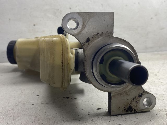 bontott TOYOTA COROLLA Főfékhenger