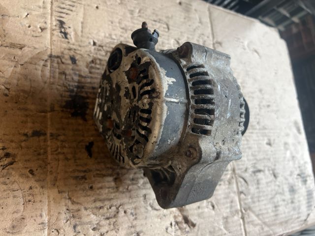 bontott TOYOTA COROLLA Generátor