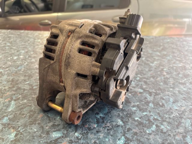 bontott TOYOTA COROLLA Generátor