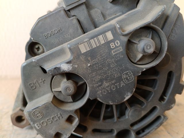 bontott TOYOTA COROLLA Generátor