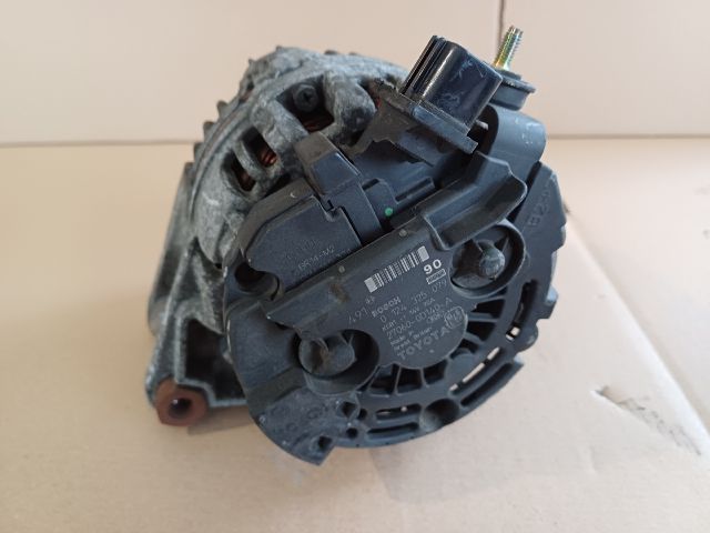 bontott TOYOTA COROLLA Generátor