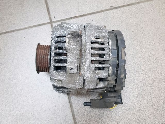 bontott TOYOTA COROLLA Generátor