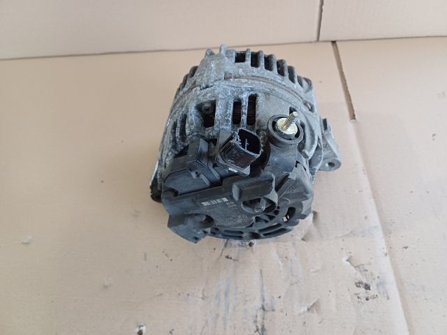 bontott TOYOTA COROLLA Generátor