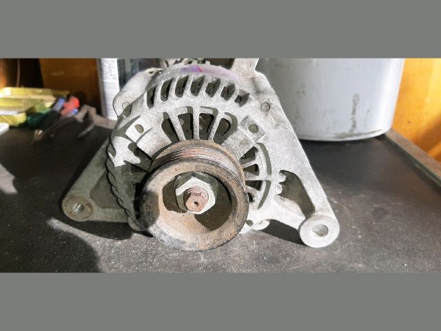 bontott TOYOTA COROLLA Generátor