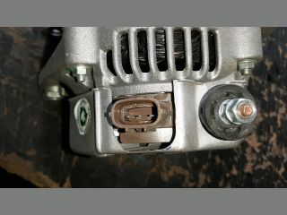 bontott TOYOTA COROLLA Generátor