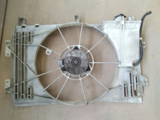 bontott TOYOTA COROLLA Hűtőventilátor Keret