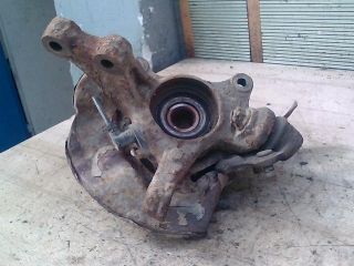 bontott TOYOTA COROLLA Jobb első Csonkállvány Kerékaggyal