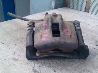 bontott TOYOTA COROLLA Jobb első Féknyereg Munkahengerrel