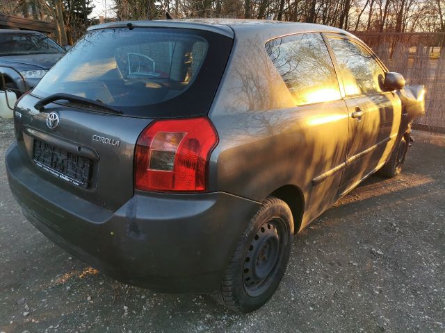 bontott TOYOTA COROLLA Jobb hátsó Féknyereg Munkahengerrel