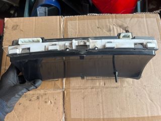 bontott TOYOTA COROLLA Kilométeróra