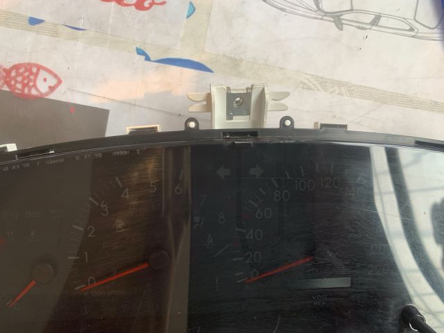 bontott TOYOTA COROLLA Kilométeróra