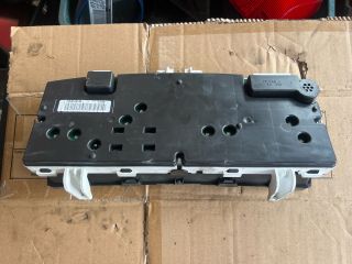 bontott TOYOTA COROLLA Kilométeróra